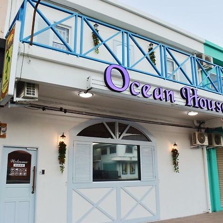 셈포르나 Ocean House 호스텔 외부 사진