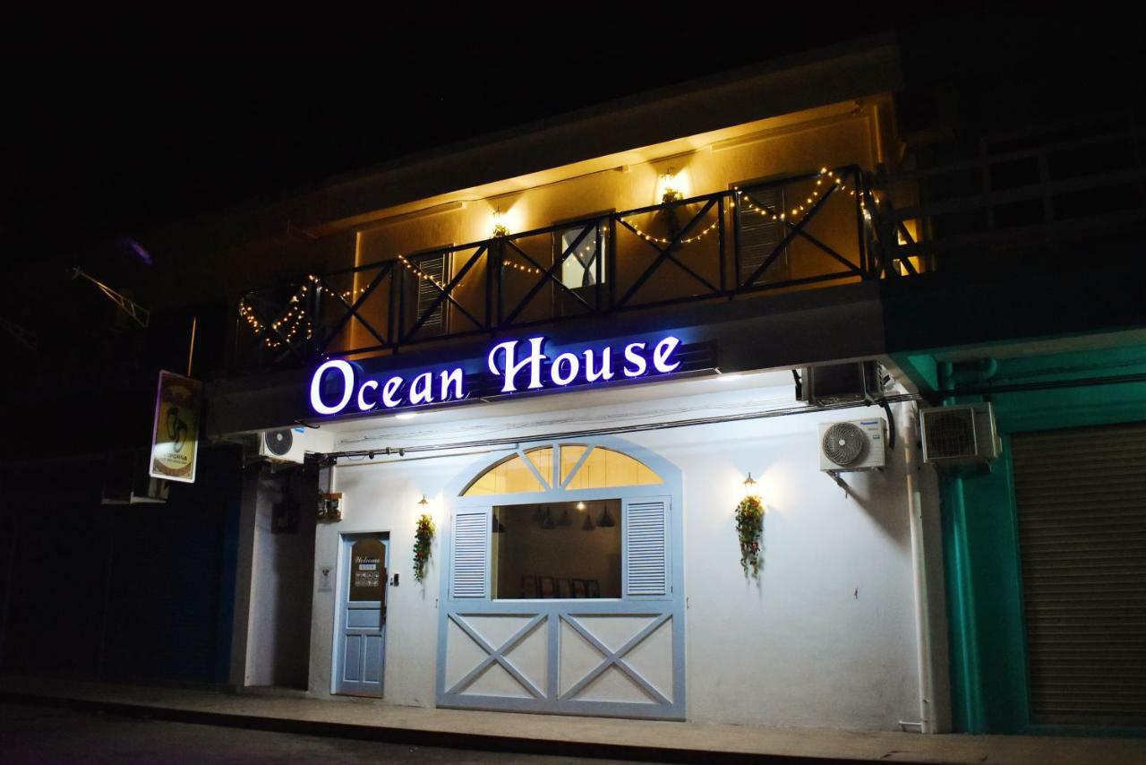 셈포르나 Ocean House 호스텔 외부 사진
