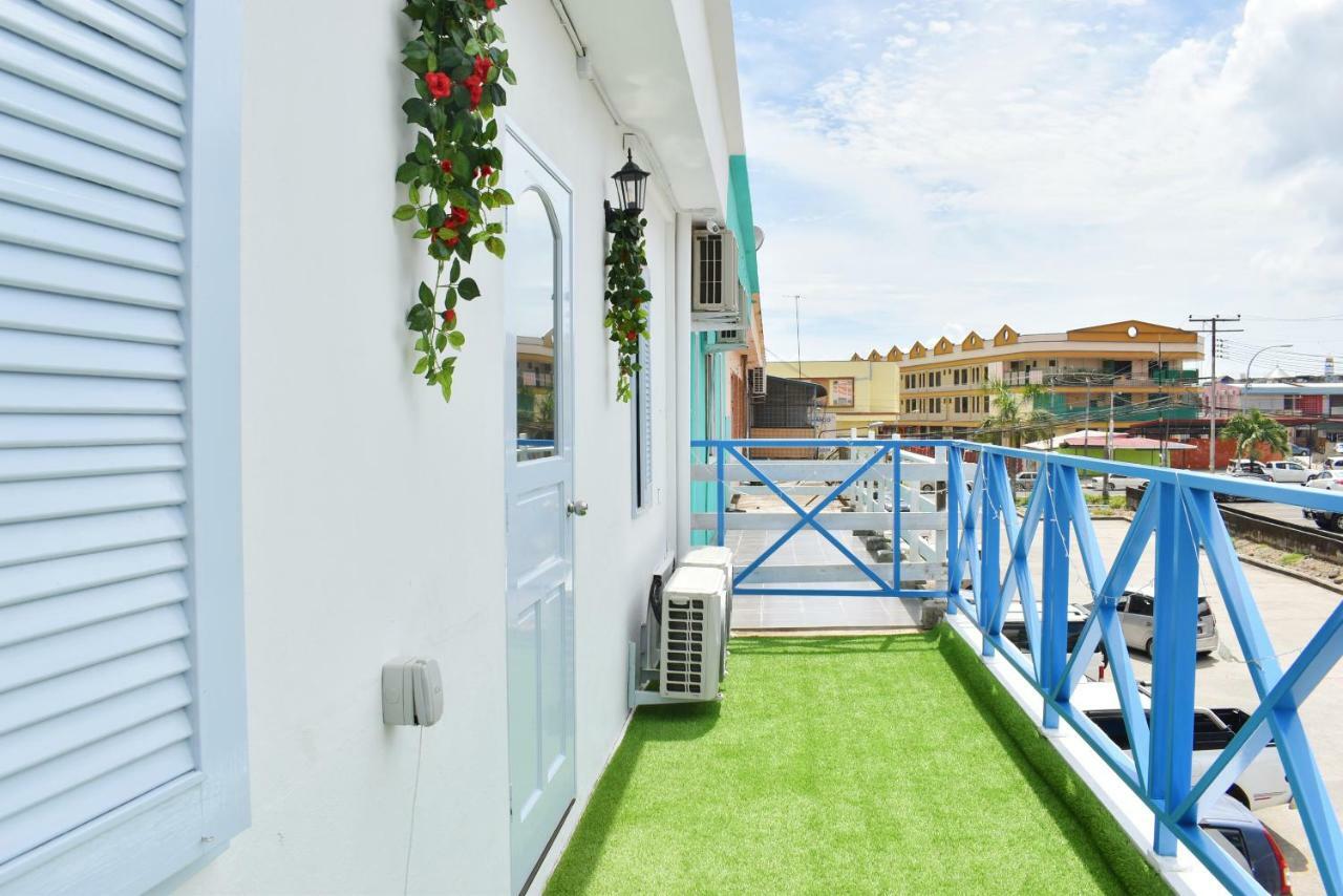 셈포르나 Ocean House 호스텔 외부 사진